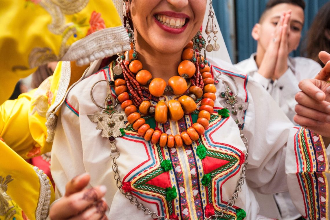 Les bijoux touareg : leur origine et leur importance dans la culture touarègue