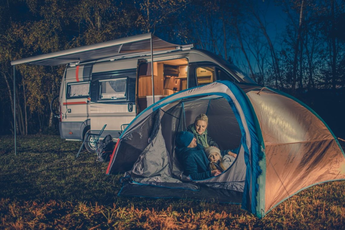 Quels sont les campings les plus pittoresques en bord de mer dans les Pyrénées Orientales ?